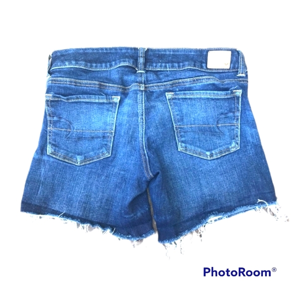 American Eagle jean shorts. Size 6 stretch - Picture 2 of 8
